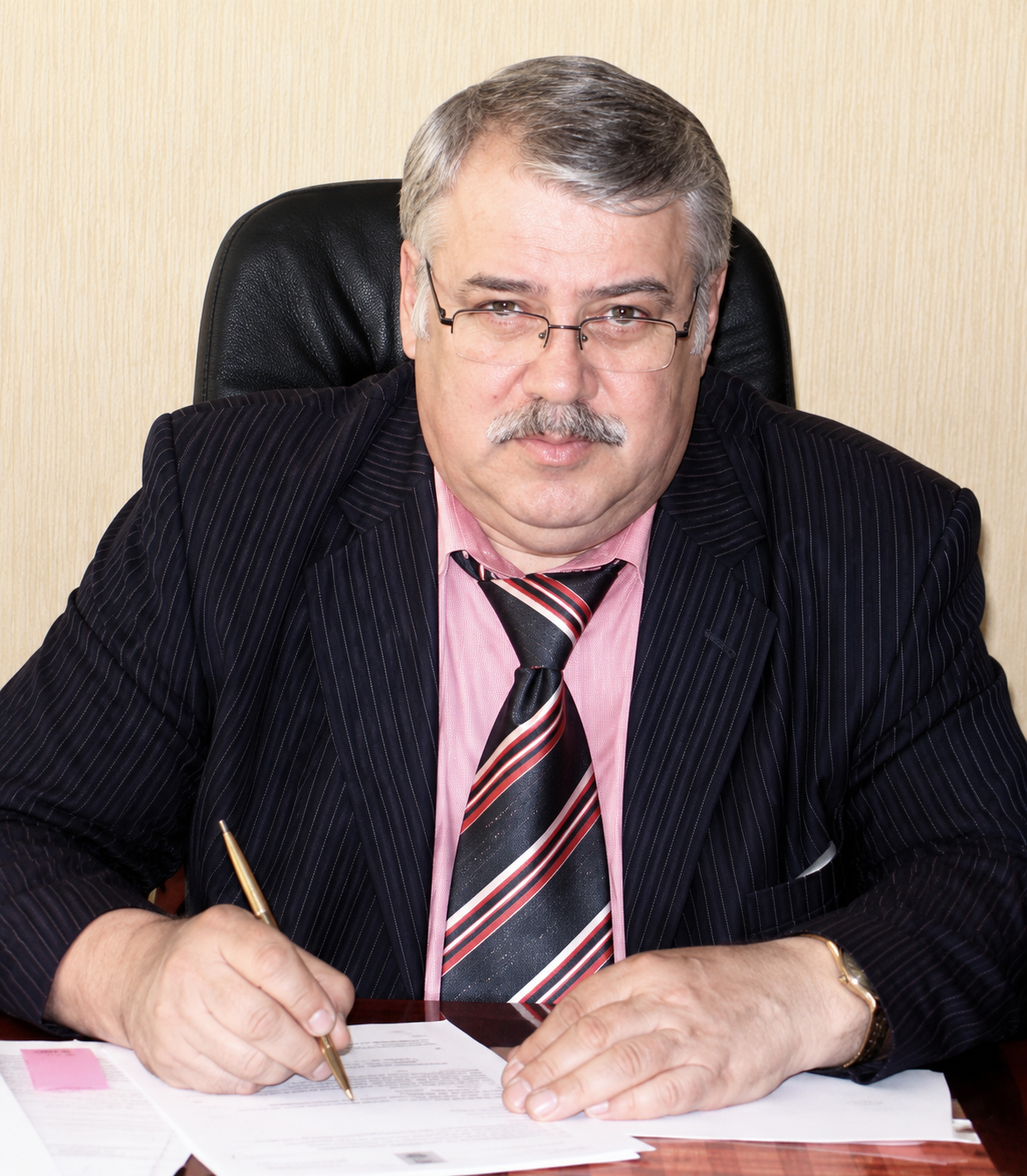 Директор колледжа Зарывахин Александр Васильевич